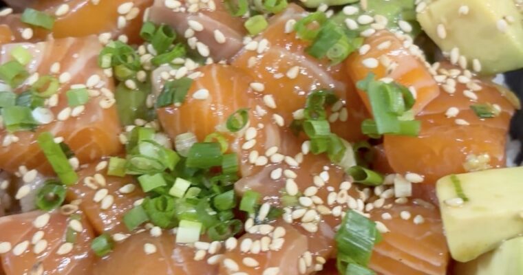 Receta de Poke bowl hawaiano