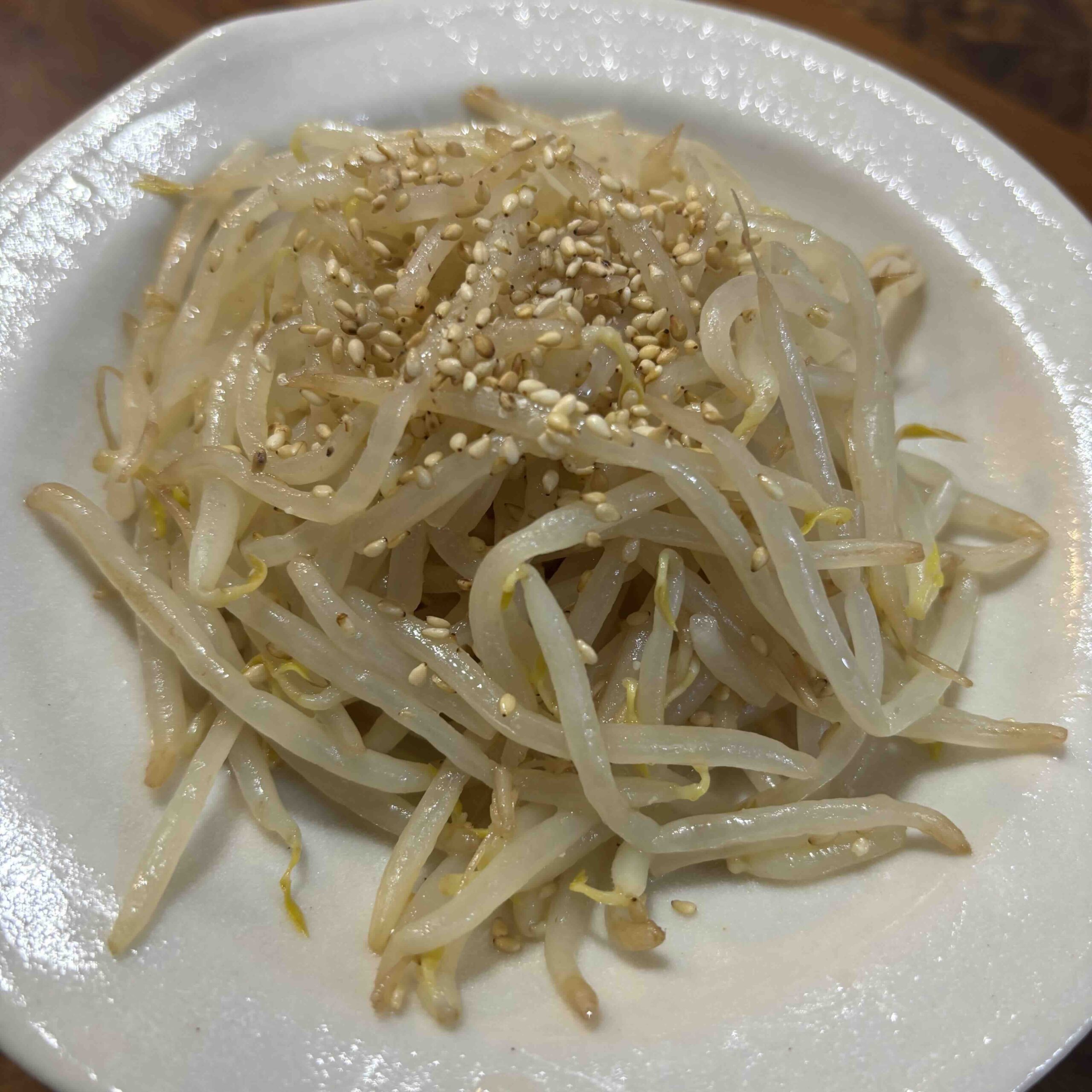 Receta de Namul de moyashi (brotes de soya) al estilo japonés